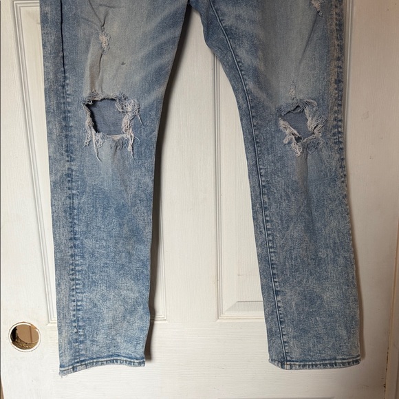 Men's Distressed Blue Jeans - Picture 2 of 9